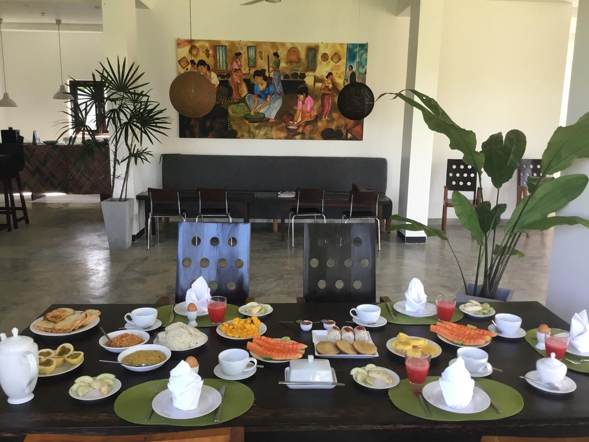 Sath Villa Naadi Ayurveda Resort Moragalla Bagian luar foto
